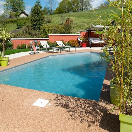 Casa vacanze Avec Piscine A 10 Minutes D'annecy *